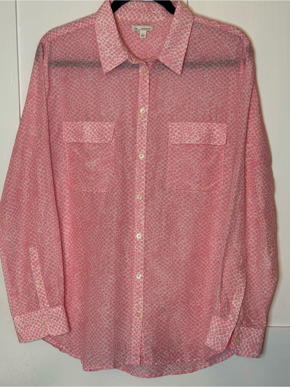 Gap Pink Button Down Shirt - Large